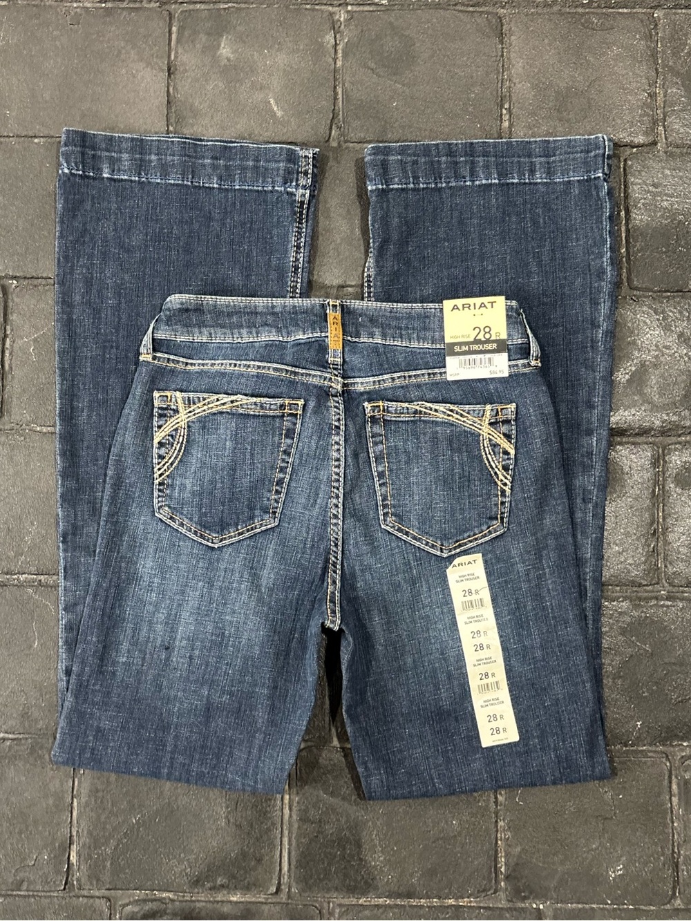Ariat slim trouser high rise blue jeans 28R NWT